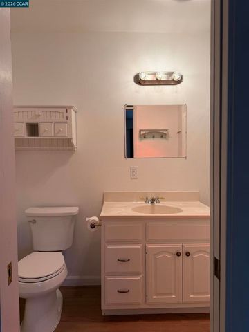 2994 Roundhill Rd, Alamo, CA 94507