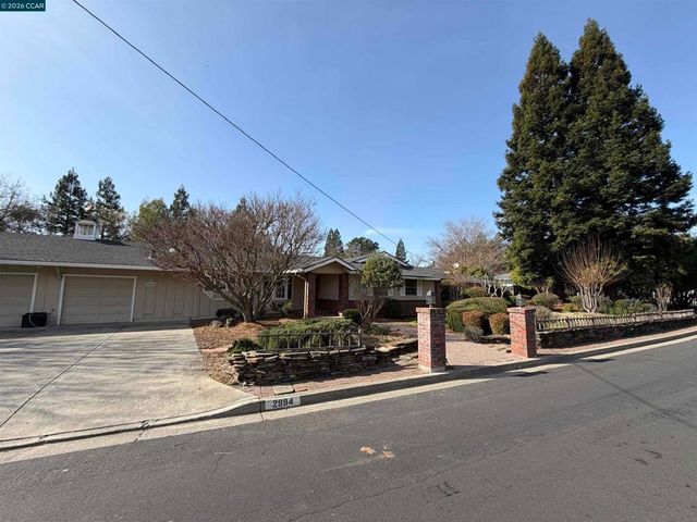 2994 Roundhill Rd, Alamo, CA 94507