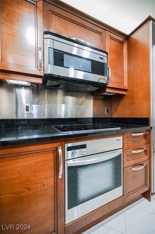 145 HARMON Avenue 208, Las Vegas, NV 89109