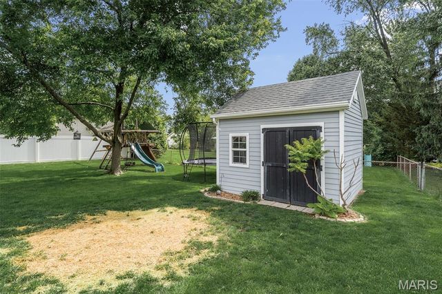 6 Cricklewood Lane, St Peters, MO 63376