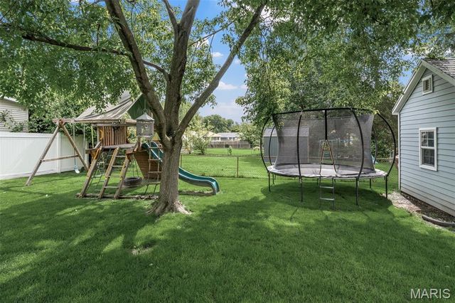 6 Cricklewood Lane, St Peters, MO 63376