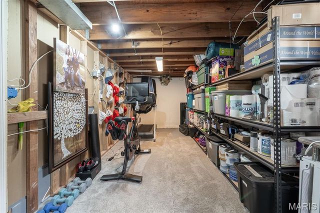 6 Cricklewood Lane, St Peters, MO 63376
