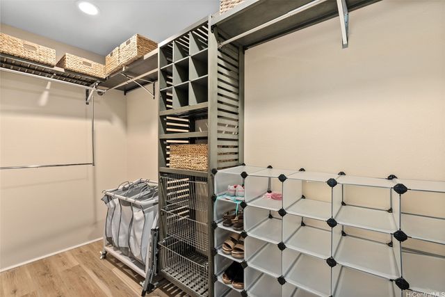 94-536 Koaleo Street A, Waipahu, HI 96797