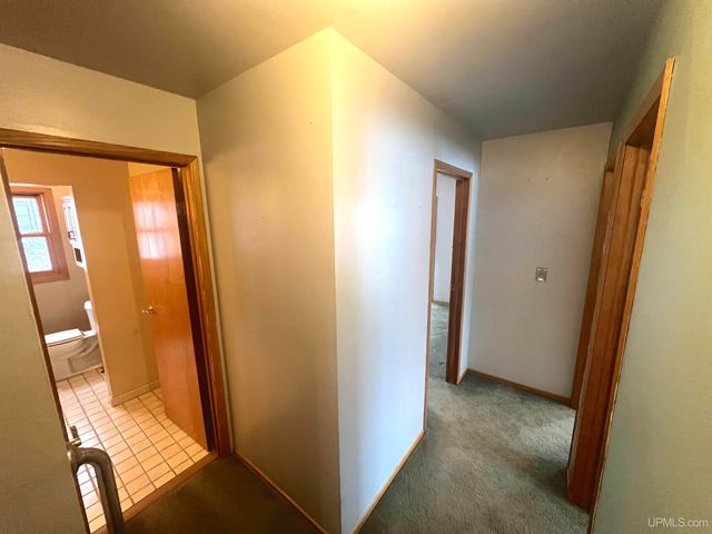 N5686 Jarvinen Road, Eben Junction, MI 49825