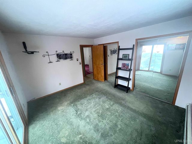 N5686 Jarvinen Road, Eben Junction, MI 49825