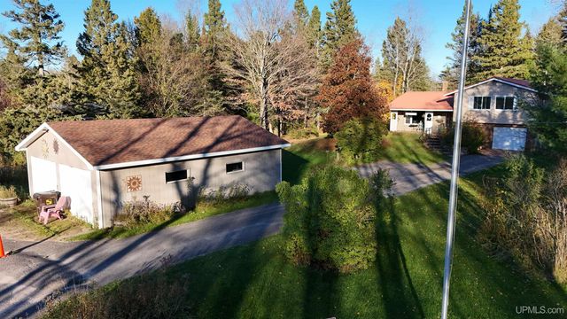 N5686 Jarvinen Road, Eben Junction, MI 49825