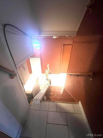 N5686 Jarvinen Road, Eben Junction, MI 49825