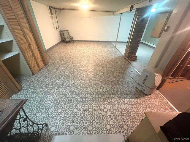 N5686 Jarvinen Road, Eben Junction, MI 49825