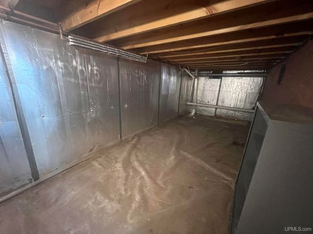 N5686 Jarvinen Road, Eben Junction, MI 49825