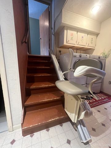 N5686 Jarvinen Road, Eben Junction, MI 49825