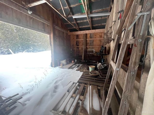N5686 Jarvinen Road, Eben Junction, MI 49825