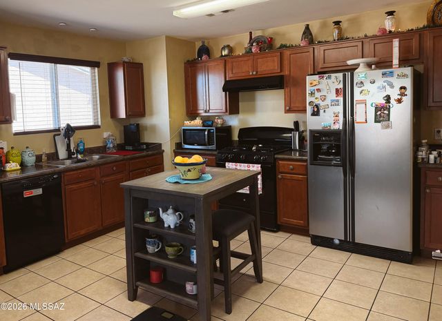 6268 S Pipit Drive, Tucson, AZ 85757