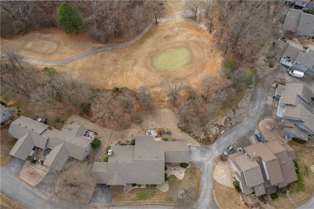 11 Fairway Drive, Bella Vista, AR 72714
