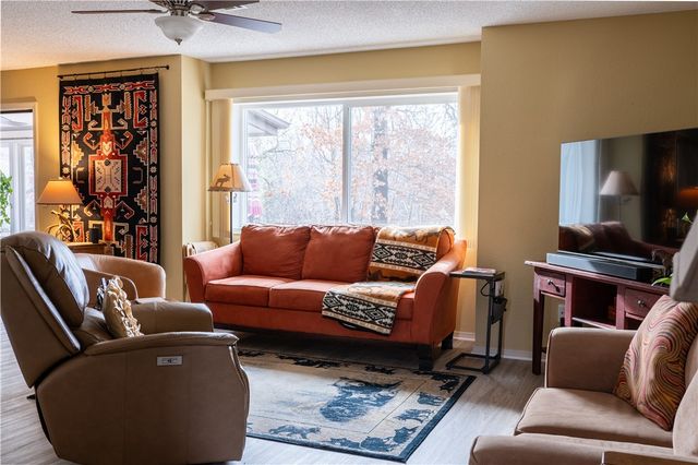 11 Fairway Drive, Bella Vista, AR 72714