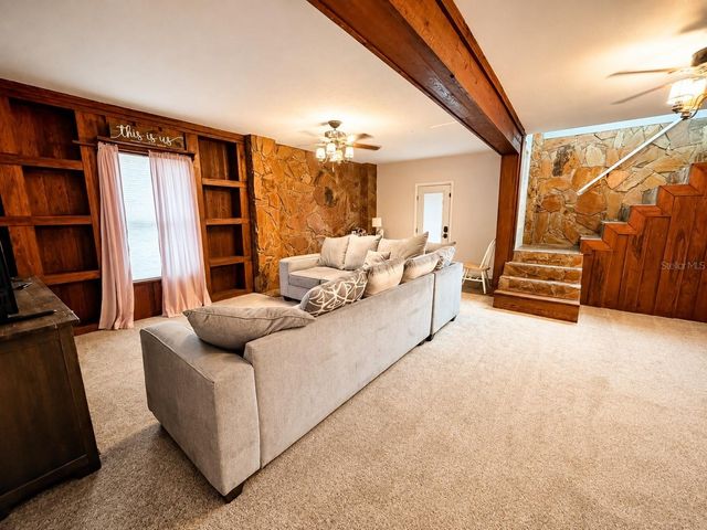 9100 DEBBIE LANE, Hudson, FL 34669