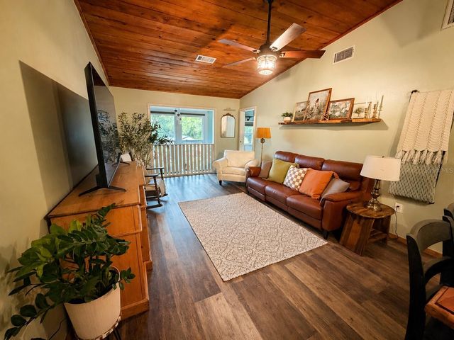 9100 DEBBIE LANE, Hudson, FL 34669