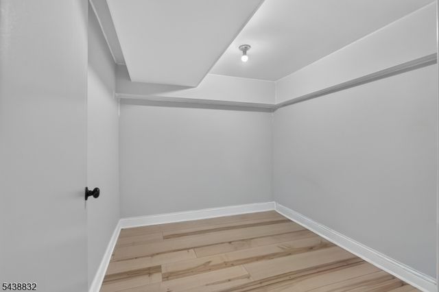 642 Roosevelt St, Westfield Town, NJ 07090