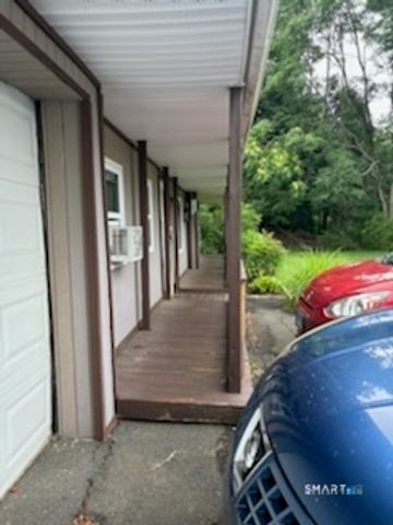 305 Redstone Hill Road, Bristol, CT 06010