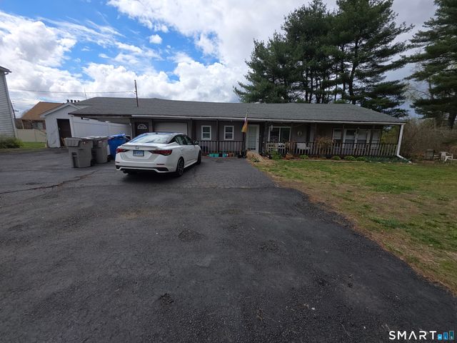 305 Redstone Hill Road, Bristol, CT 06010