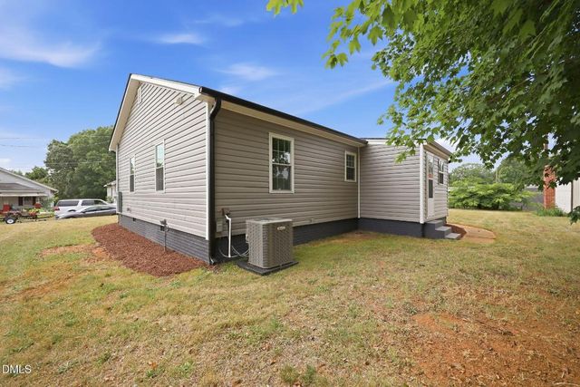 1118 Border Street, Burlington, NC 27217