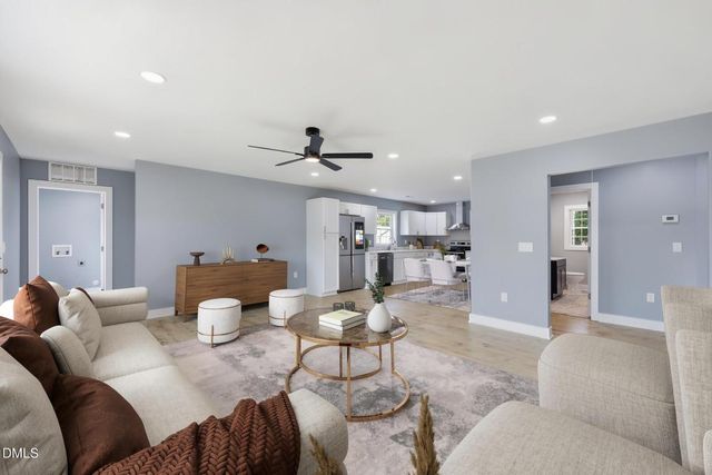 1118 Border Street, Burlington, NC 27217