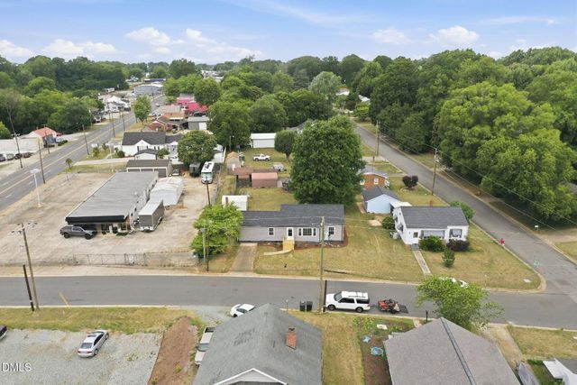 1118 Border Street, Burlington, NC 27217