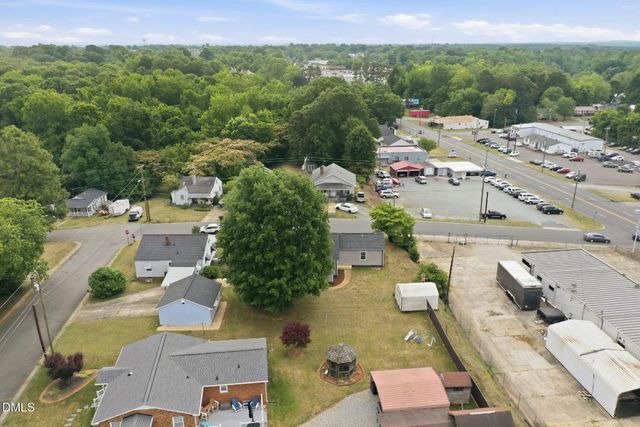 1118 Border Street, Burlington, NC 27217