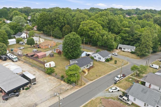 1118 Border Street, Burlington, NC 27217