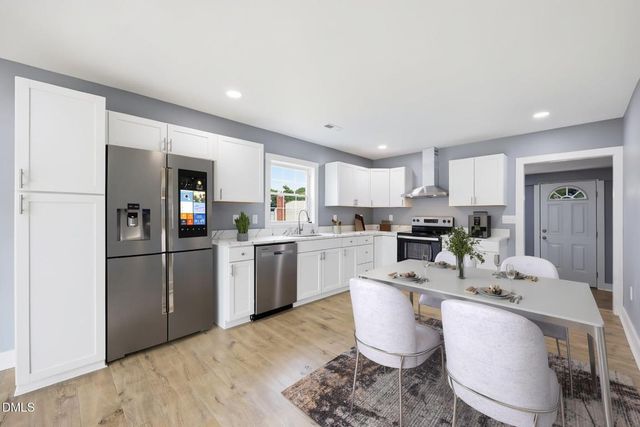 1118 Border Street, Burlington, NC 27217