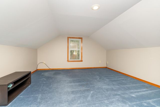 411 3rd Avenue W, Shakopee, MN 55379