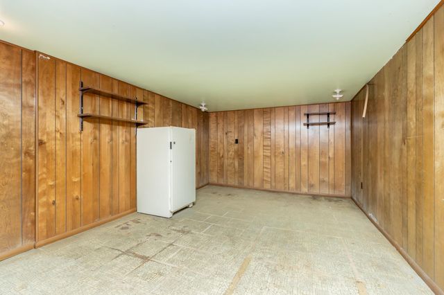 411 3rd Avenue W, Shakopee, MN 55379