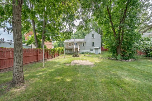 411 3rd Avenue W, Shakopee, MN 55379
