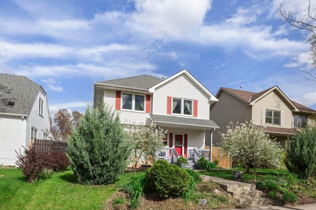 4042 Vincent Ave N, Minneapolis, MN 55412