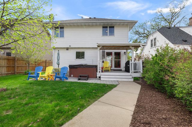 4042 Vincent Ave N, Minneapolis, MN 55412
