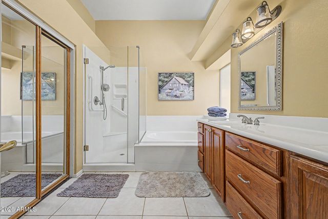 2943 E REDWOOD Lane, Phoenix, AZ 85048