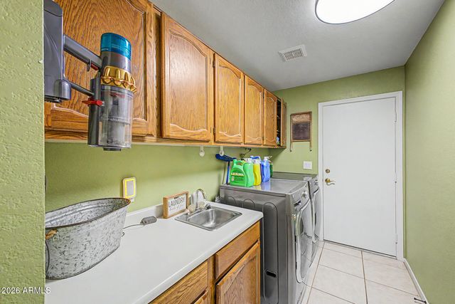 2943 E REDWOOD Lane, Phoenix, AZ 85048