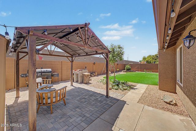 2943 E REDWOOD Lane, Phoenix, AZ 85048