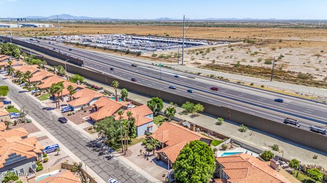 2943 E REDWOOD Lane, Phoenix, AZ 85048