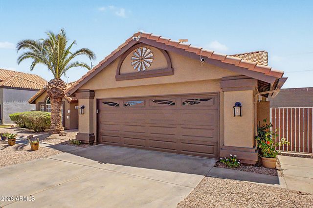 2943 E REDWOOD Lane, Phoenix, AZ 85048