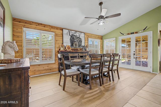 2943 E REDWOOD Lane, Phoenix, AZ 85048