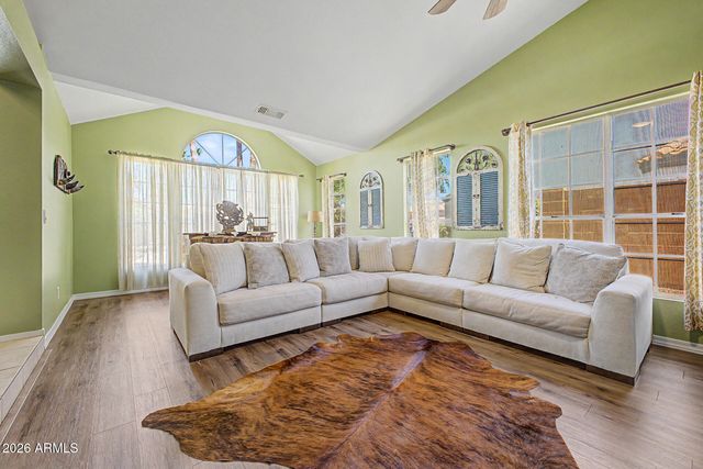 2943 E REDWOOD Lane, Phoenix, AZ 85048