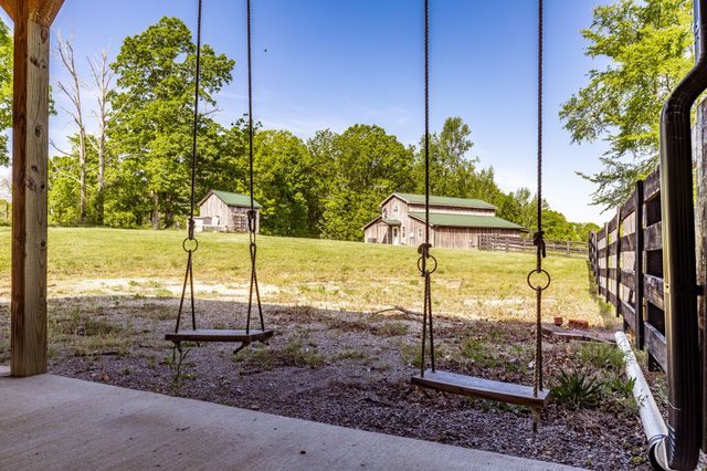 8137 Shoals Branch Rd, Primm Springs, TN 38476