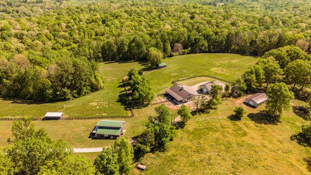 8137 Shoals Branch Rd, Primm Springs, TN 38476