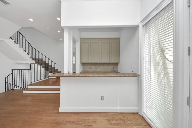 2314 Dorrington Street C, Houston, TX 77030