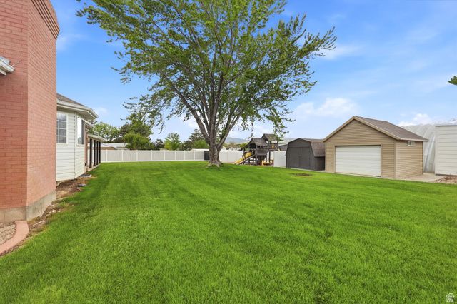 4922 W 11000 N, Highland, UT 84003