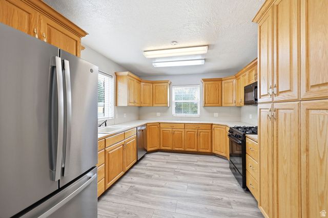 4922 W 11000 N, Highland, UT 84003