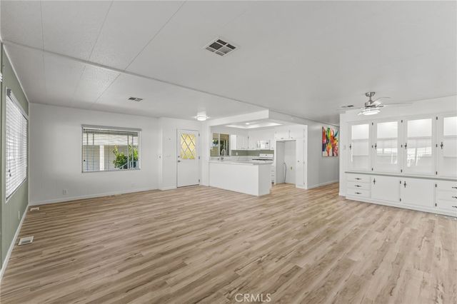 601 N Kirby 246, Hemet, CA 92545