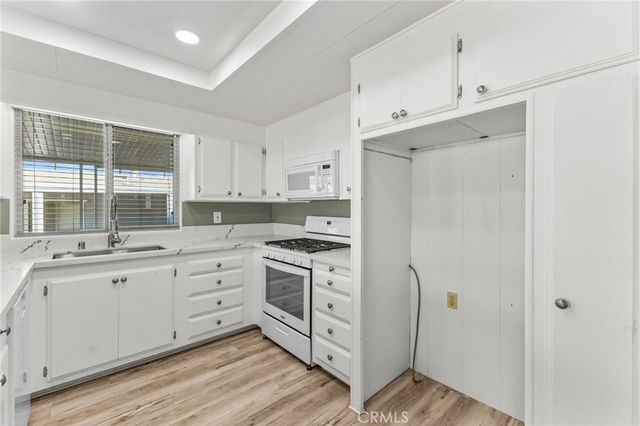601 N Kirby 246, Hemet, CA 92545
