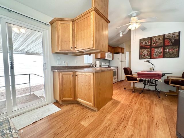 111 S GREENFIELD Road 200, Mesa, AZ 85206