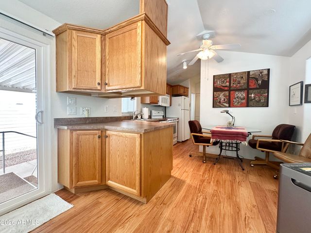111 S GREENFIELD Road 200, Mesa, AZ 85206